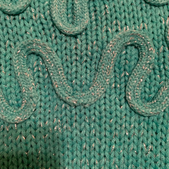 Gorgeous Vintage Sweater - Picture 5 of 5